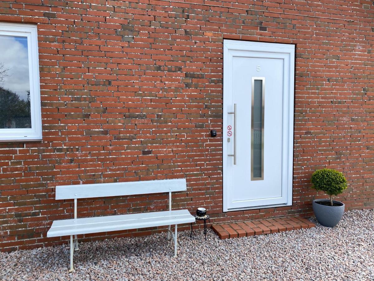 Grosses Doppelzimmer Mit Eigenem Bad Und Kuehlschrank, Frisch Saniert Friedrichskoog Buitenkant foto